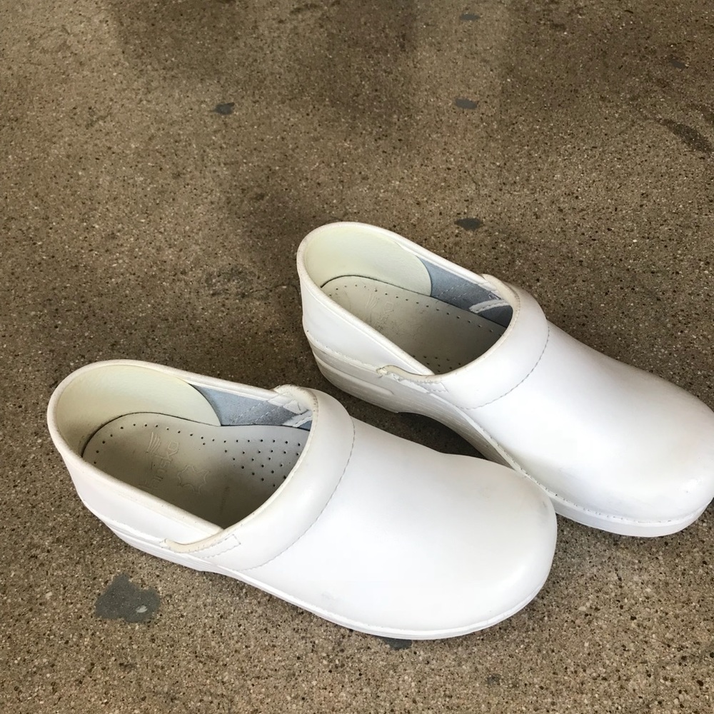 Dansko Nursing shoes  .. great condition